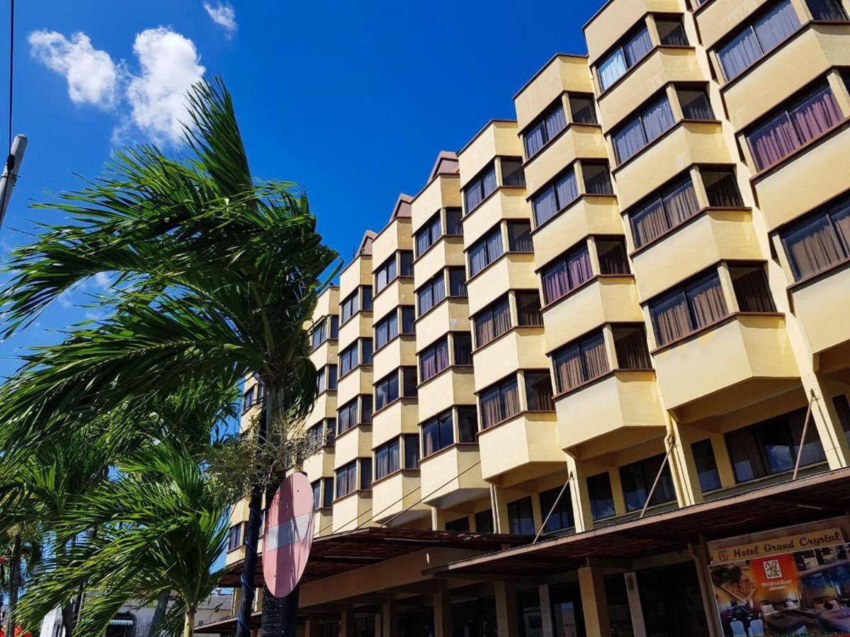 Hotel Grand Crystal Алор-Сетар Экстерьер фото